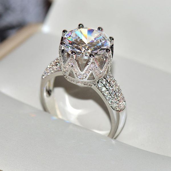 cluster rings s925 sterling silver color crown with big zircon stone for women wedding engagement ring fashion jewelry, Golden;silver
cluster rings s925 sterling silver color crown with big zircon stone for women wedding engagement ring fashion jewelry, Golden;silver