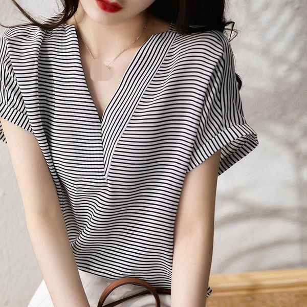 women's blouses & shirts small shirt striped v-neck chiffon t-shirt short-sleeved women solid england style china, White
women's blouses & shirts small shirt striped v-neck chiffon t-shirt short-sleeved women solid england style china, White