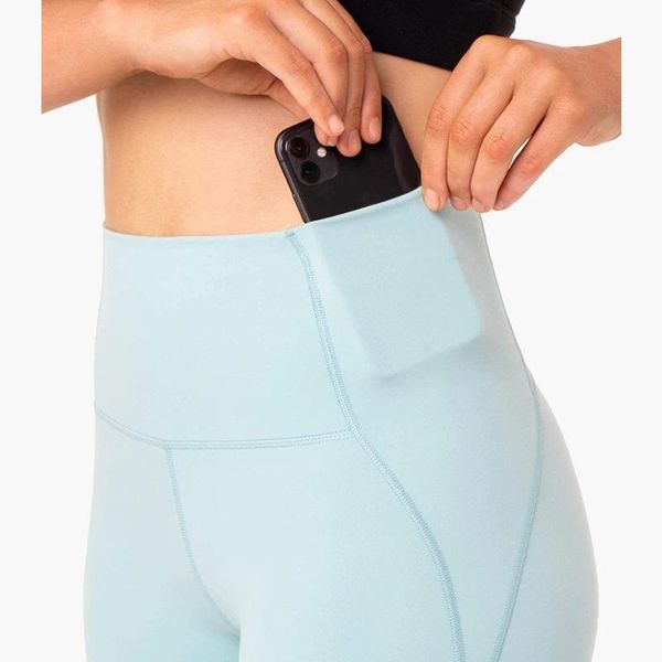 women's shorts pure color high-waisted peach fitness pants stretch tight-fitting hip quick-drying running yoga, White;black
women's shorts pure color high-waisted peach fitness pants stretch tight-fitting hip quick-drying running yoga, White;black