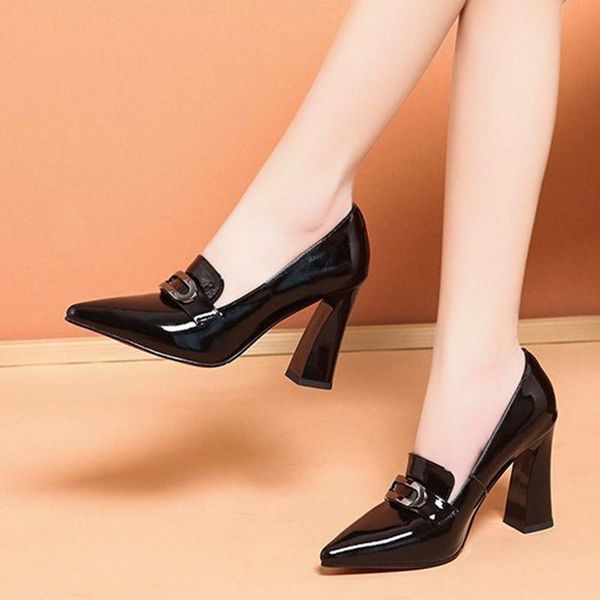 dress shoes high heels pointed toe woman pumps black patent leather chain slip on square heel zapatos mujer luxery women
dress shoes high heels pointed toe woman pumps black patent leather chain slip on square heel zapatos mujer luxery women