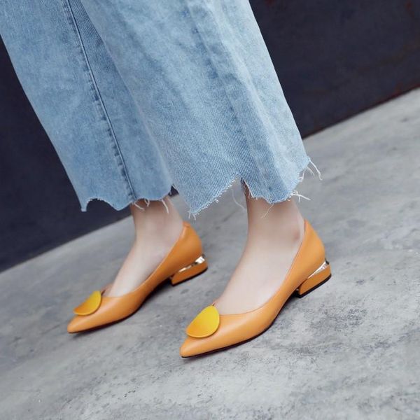 dress shoes mljuese 2021 women pumps soft cow leather autumn spring metal decoration orange color pointed toe low heels party, Black
dress shoes mljuese 2021 women pumps soft cow leather autumn spring metal decoration orange color pointed toe low heels party, Black