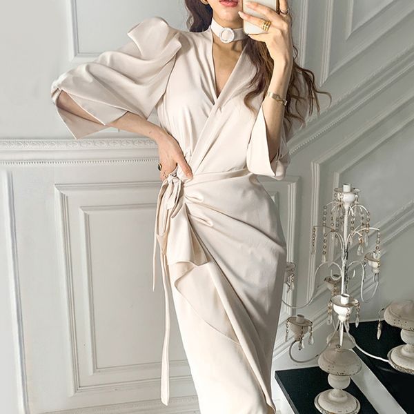 spring female casual v-neck solid color single breasted puff sleeve minimalist over knee lace up skinny dress 8q509 210510, Black;gray
spring female casual v-neck solid color single breasted puff sleeve minimalist over knee lace up skinny dress 8q509 210510, Black;gray