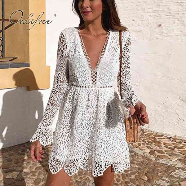 summer sundress women white lace mini long sleeve short tunic beach dress robe femme 210415, Black;gray
summer sundress women white lace mini long sleeve short tunic beach dress robe femme 210415, Black;gray