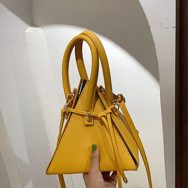 net celebrity design messenger 2021 new bag small trendy fashion style handbag shoulder creative personality foreign ptadt
net celebrity design messenger 2021 new bag small trendy fashion style handbag shoulder creative personality foreign ptadt