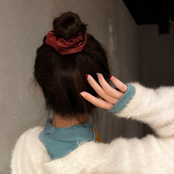 fashion niche design simple geometry wavy leather rope small fresh fashion versatile net red circle hair accessories, Pink
fashion niche design simple geometry wavy leather rope small fresh fashion versatile net red circle hair accessories, Pink