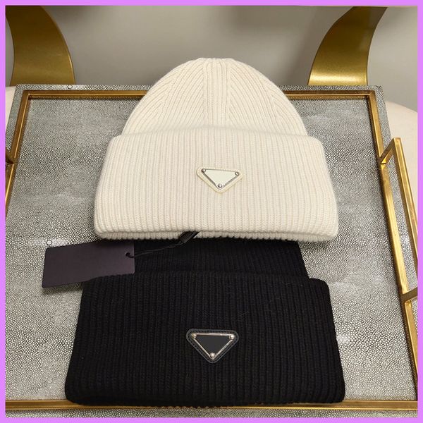 2021 fashion women mens cap designer wool knitted hat solid color autumn winter caps hats fitted hat campaniform casual casquette d218062f, Blue;gray
2021 fashion women mens cap designer wool knitted hat solid color autumn winter caps hats fitted hat campaniform casual casquette d218062f, Blue;gray