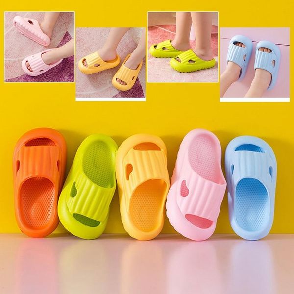 slipper flip flops for children summer claquette girl boy flip-flops non-slip slippers kids sandals home shoes soft bottom wear light, Black;grey
slipper flip flops for children summer claquette girl boy flip-flops non-slip slippers kids sandals home shoes soft bottom wear light, Black;grey