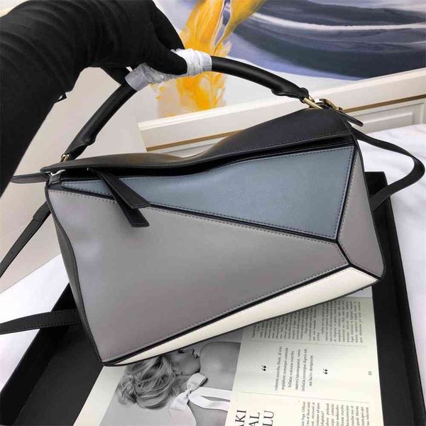 women luxurys designers bags 2021 geometric plain large one cross pillow color matching leather o designer handbag handbags totes crossbody
women luxurys designers bags 2021 geometric plain large one cross pillow color matching leather o designer handbag handbags totes crossbody