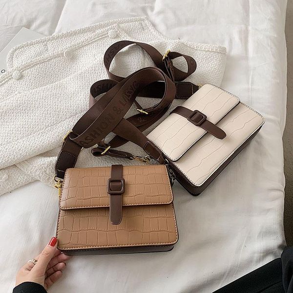 evening bags bucket bag ladies 2021 korean version of the solid color messenger chain handbag shoulder with a sense nature
evening bags bucket bag ladies 2021 korean version of the solid color messenger chain handbag shoulder with a sense nature