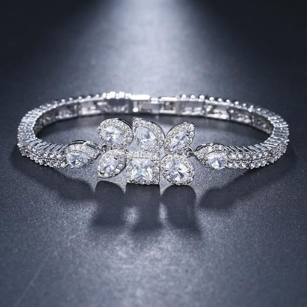 link, chain ekopdee charm large white color flower zircon bracelet for women classic cubic zirconia bracelets female fashion wedding jewelry, Black
link, chain ekopdee charm large white color flower zircon bracelet for women classic cubic zirconia bracelets female fashion wedding jewelry, Black