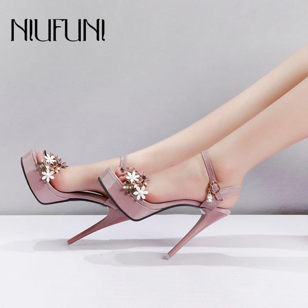 fine high heels women's shoes waterproof platform flowers sandals rivet hasp open toe crystal metal ladies, Black
fine high heels women's shoes waterproof platform flowers sandals rivet hasp open toe crystal metal ladies, Black