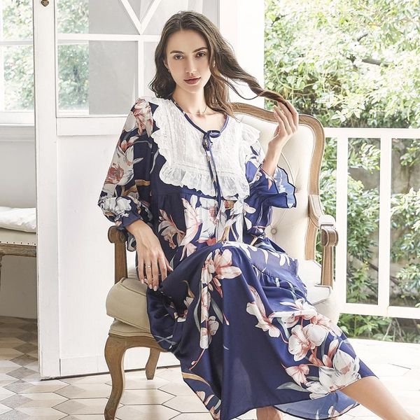 women's sleepwear nightgown long dress lady fashion loose satin women romantic sleeve, Black;red
women's sleepwear nightgown long dress lady fashion loose satin women romantic sleeve, Black;red