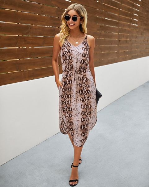selling leopard printed summer women dress casual plus size sleeveless beach vacation clothing, Black;gray
selling leopard printed summer women dress casual plus size sleeveless beach vacation clothing, Black;gray