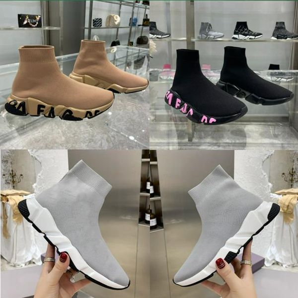 2021 triple s knit socks shoes mesh speed 2.0 trainer high race runners men and women boots casual trainers sneakers with box hop999, Black
2021 triple s knit socks shoes mesh speed 2.0 trainer high race runners men and women boots casual trainers sneakers with box hop999, Black