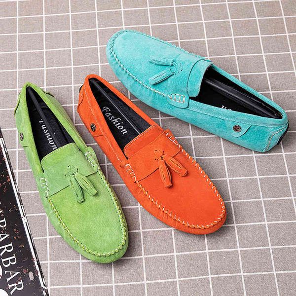 dress shoes brand big size pig suede leather men flats casual tassel loafers moccasin s driving guem, Black
dress shoes brand big size pig suede leather men flats casual tassel loafers moccasin s driving guem, Black