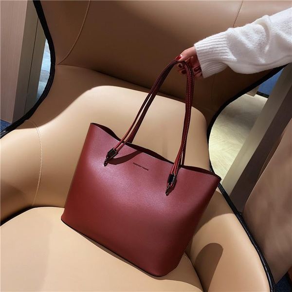 evening bags korean version high-capacity class tote bag women's women shoulder wallets and 2021 brand womens handbags
evening bags korean version high-capacity class tote bag women's women shoulder wallets and 2021 brand womens handbags
