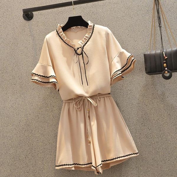 women's tracksuits 2021 summer big size 4xl lady fashion flared sleeve and elastic waist wide-leg shorts 2 piece set black apricot aq1, Gray
women's tracksuits 2021 summer big size 4xl lady fashion flared sleeve and elastic waist wide-leg shorts 2 piece set black apricot aq1, Gray