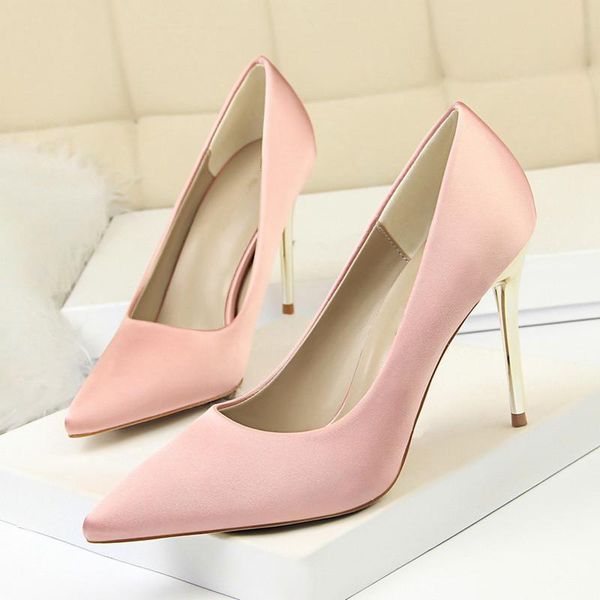 dress shoes women classic pumps 2021 silk satin pointed toe plus size red super high heels wedding party ladies ds-a0313, Black
dress shoes women classic pumps 2021 silk satin pointed toe plus size red super high heels wedding party ladies ds-a0313, Black