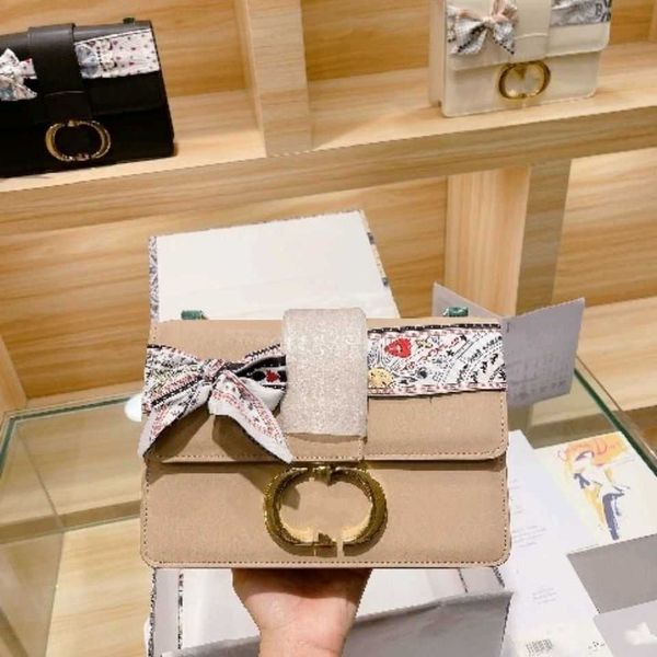women luxurys designers bags 2021 womens handbags purses designer crossbody wallet bag louisbags_18 chain one purses pure leather with silk
women luxurys designers bags 2021 womens handbags purses designer crossbody wallet bag louisbags_18 chain one purses pure leather with silk