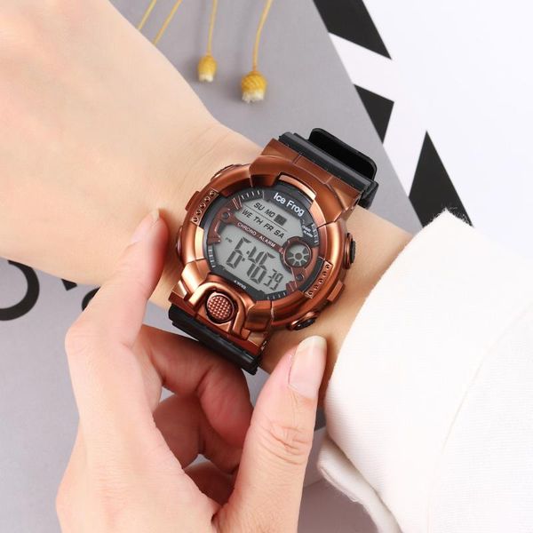 wristwatches fashion electronic watch led show mens watches leather clock gift female wrist reloj de hombre auto date relogio masculino, Slivery;brown 
wristwatches fashion electronic watch led show mens watches leather clock gift female wrist reloj de hombre auto date relogio masculino, Slivery;brown