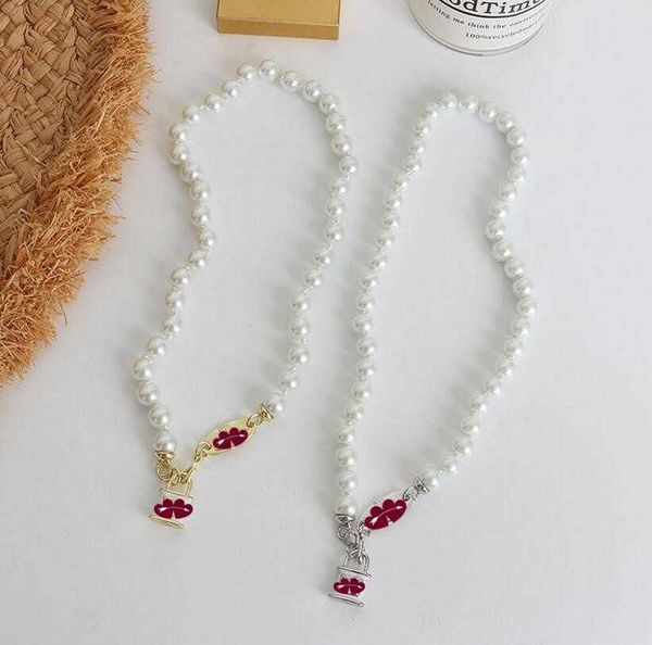 2021 european and american niche lock necklace female big brand high texture pearl clavicle chain fast delivery, Silver
2021 european and american niche lock necklace female big brand high texture pearl clavicle chain fast delivery, Silver
