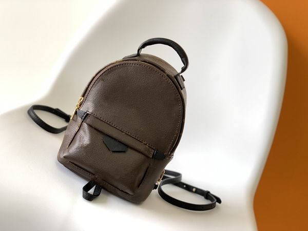 fashions men's women's bag product series popular wholesale bag shoulder bags classic designer durable fashion simple luxurious cl
fashions men's women's bag product series popular wholesale bag shoulder bags classic designer durable fashion simple luxurious cl