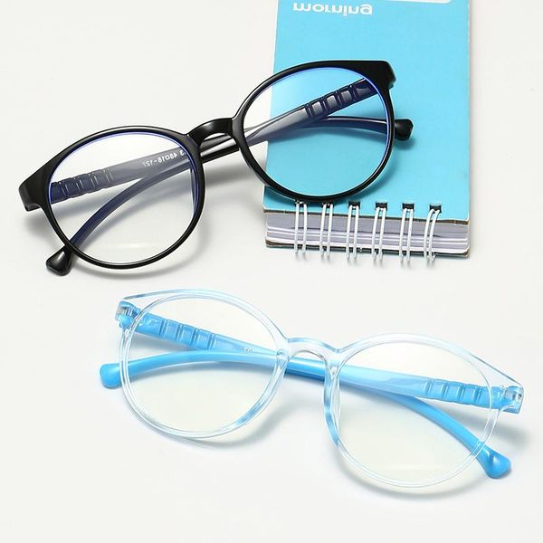sunglasses 2021 children's blue proof full frame eye protection super light color comfortable computer mobile phone online class, White;black
sunglasses 2021 children's blue proof full frame eye protection super light color comfortable computer mobile phone online class, White;black