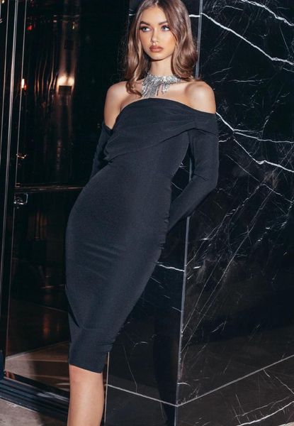 casual dresses women winter long sleeve off shoulder black midi bodycon bandage dress 2021 elegant evening party club vestidos, Black;gray
casual dresses women winter long sleeve off shoulder black midi bodycon bandage dress 2021 elegant evening party club vestidos, Black;gray