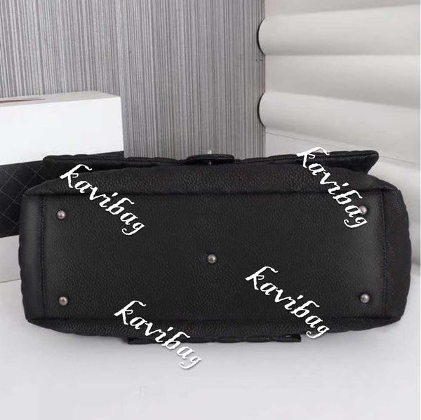 fashion women large capacity duffel bag 46cm quilted shoulder luxury shopping tote purse airport weekender traveling
fashion women large capacity duffel bag 46cm quilted shoulder luxury shopping tote purse airport weekender traveling