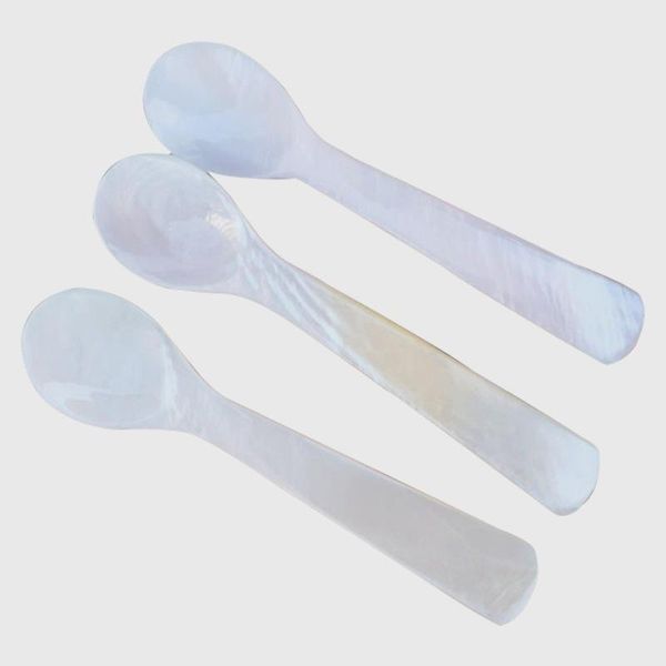 Creative Personalized Roe Sauce Mask, Coffee Spoon, Small Pressure Paint, El Simple Kitchen Utensils 9cm Claus Shell Spoon Disposable Flatwa
Creative Personalized Roe Sauce Mask, Coffee Spoon, Small Pressure Paint, El Simple Kitchen Utensils 9cm Claus Shell Spoon Disposable Flatwa
