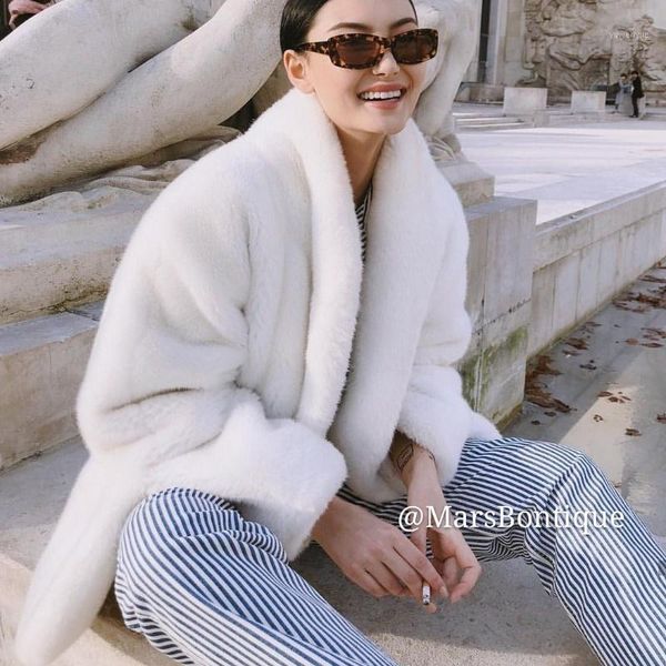 women's fur & faux 2021 autumn and winter fashion coat thick warm mid-length white lapel street temperament, Black
women's fur & faux 2021 autumn and winter fashion coat thick warm mid-length white lapel street temperament, Black