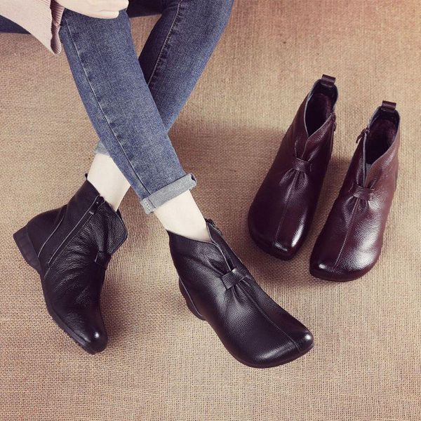 boots 2021 winter low heel women's soft sole leather cotton shoes large size middle-aged and elderly dancing, Black
boots 2021 winter low heel women's soft sole leather cotton shoes large size middle-aged and elderly dancing, Black