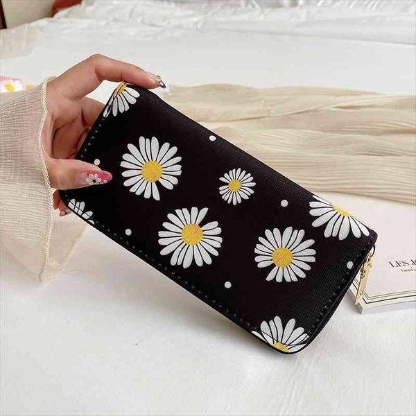 oxford cloth applique style women long wallet purses coin purse card holder small money, Red;black
oxford cloth applique style women long wallet purses coin purse card holder small money, Red;black