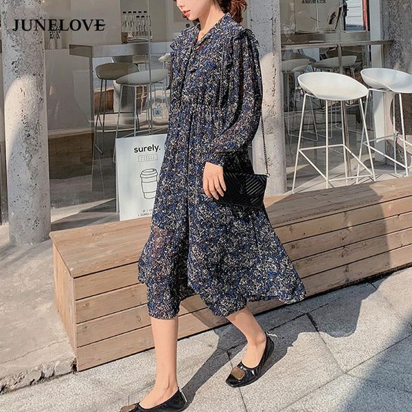 casual dresses junelove elegant v-neck lace-up women chiffon dress vintage long sleeve ruffles print floral mididress female pleated vestido, Black;gray
casual dresses junelove elegant v-neck lace-up women chiffon dress vintage long sleeve ruffles print floral mididress female pleated vestido, Black;gray
