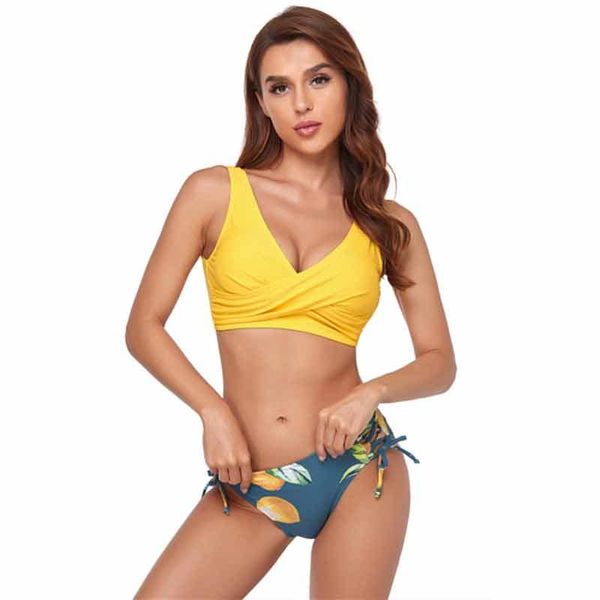 women's swimwear yellow and lemon print mid-waist bikini set swimsuit women lace up 2021 two pieces bandage beach bathing suit, White;black
women's swimwear yellow and lemon print mid-waist bikini set swimsuit women lace up 2021 two pieces bandage beach bathing suit, White;black