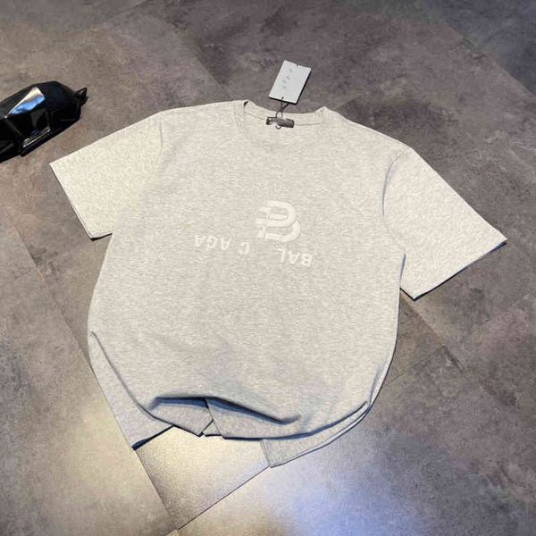 spring and summer new fashion men's and women's couple's round neck printed t-shirt simple loose short sleeve clothing sale, White
spring and summer new fashion men's and women's couple's round neck printed t-shirt simple loose short sleeve clothing sale, White