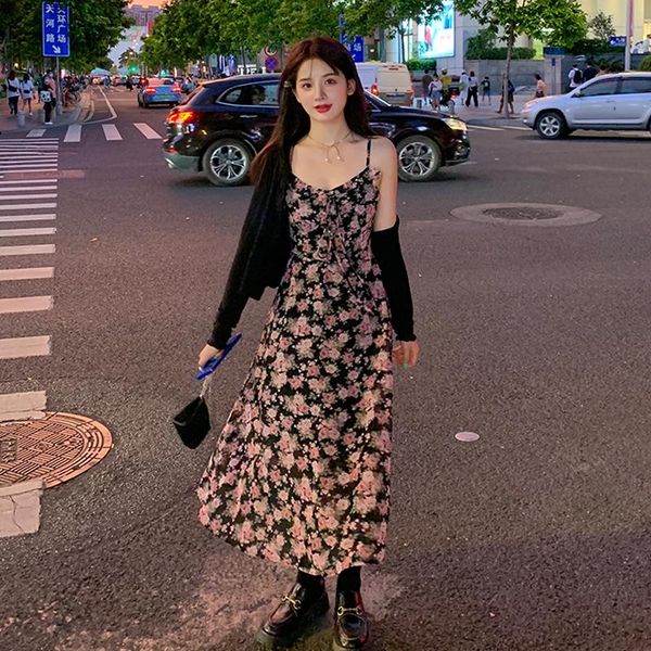 casual dresses woman dress 2021 autumn style korean fashion elegant gentle floral chiffon suspender and simple solid color cardigan, Black;gray
casual dresses woman dress 2021 autumn style korean fashion elegant gentle floral chiffon suspender and simple solid color cardigan, Black;gray