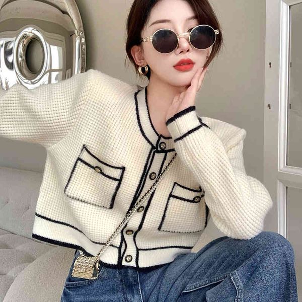 women's sweaters y2k women's cardigan korean fashion knitted shirts autumn sleeve long jacket cut-down 422v, White;black
women's sweaters y2k women's cardigan korean fashion knitted shirts autumn sleeve long jacket cut-down 422v, White;black