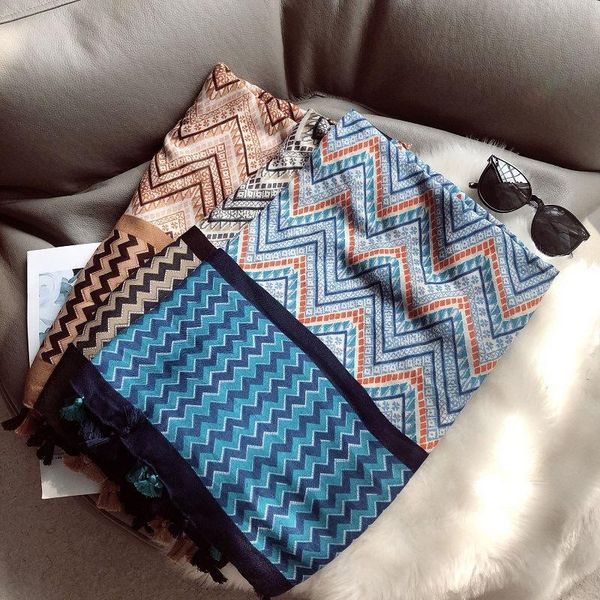 scarves 2021 winter cotton geometry print tassel and shawls long soft geometric scarf wrap hijab 4 color, Blue;gray
scarves 2021 winter cotton geometry print tassel and shawls long soft geometric scarf wrap hijab 4 color, Blue;gray