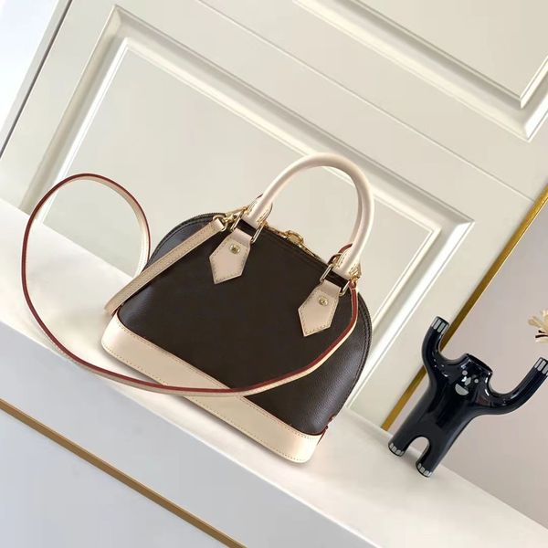 elling female crossbody shoulder bag travel outdoor plain patchwork letter chains versatile zipper hard hobos satchel crossbody handbag mess
elling female crossbody shoulder bag travel outdoor plain patchwork letter chains versatile zipper hard hobos satchel crossbody handbag mess