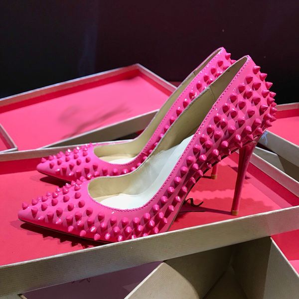 2021 good quality fashion women luxurys designers shoes designer sandals womens luxury high heels sandal dress shoess with box size 35-41 -k, Black
2021 good quality fashion women luxurys designers shoes designer sandals womens luxury high heels sandal dress shoess with box size 35-41 -k, Black