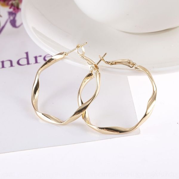 5g0 fashionable qingdao simple geometric curve design fashionable temperament and female stud earrings cold wind earrings, Golden;silver
5g0 fashionable qingdao simple geometric curve design fashionable temperament and female stud earrings cold wind earrings, Golden;silver