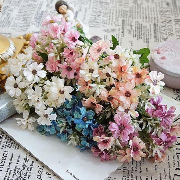 1pcs artificial chrysanthemum flower for home decoration accessories fake daisy plastic flowers wedding decor decorative & wreaths
1pcs artificial chrysanthemum flower for home decoration accessories fake daisy plastic flowers wedding decor decorative & wreaths