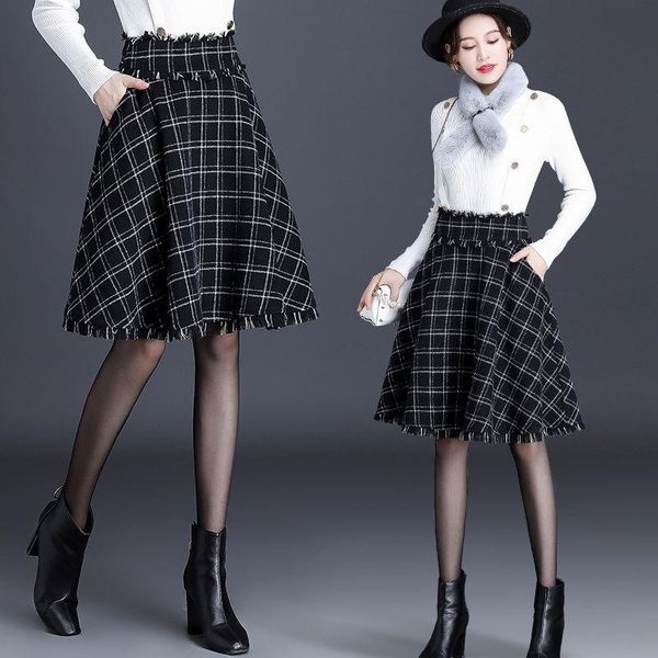 skirts 2021 winter england style women tartan black plaid high waist midi woolen a line knee-length tassel skirt l12
skirts 2021 winter england style women tartan black plaid high waist midi woolen a line knee-length tassel skirt l12