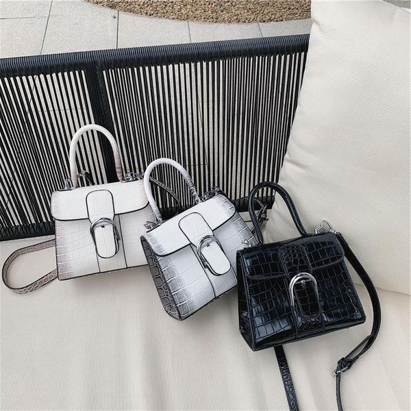 trend women's bag 2021 summer fashion one handbag texture trendy new color bags gradient messenger shoulder gvhsg
trend women's bag 2021 summer fashion one handbag texture trendy new color bags gradient messenger shoulder gvhsg
