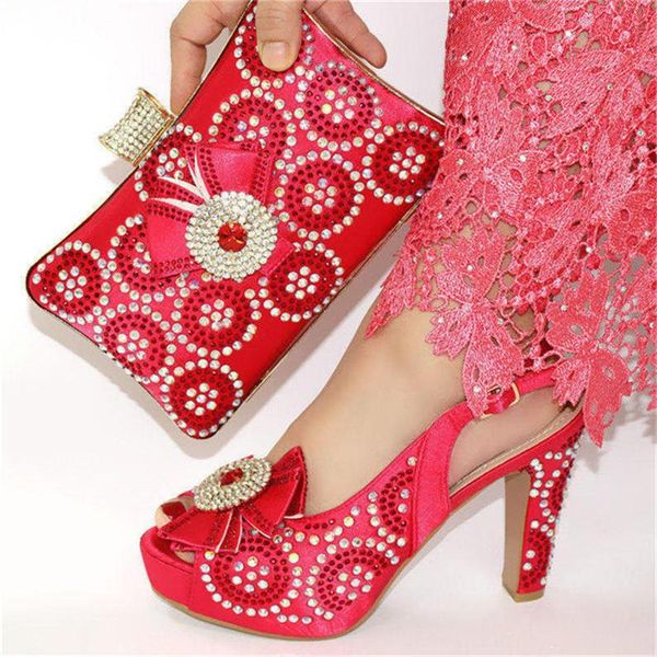 dress shoes summer style butterfly woman and matching bag set italian spike heels for wedding size 38-42, Black
dress shoes summer style butterfly woman and matching bag set italian spike heels for wedding size 38-42, Black