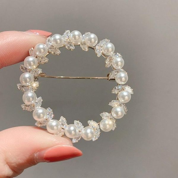 pins, brooches small fragrance pearl all-match brooch women's suit corsage temperament round pin clothes neckline decoration cardigan b, Gray
pins, brooches small fragrance pearl all-match brooch women's suit corsage temperament round pin clothes neckline decoration cardigan b, Gray