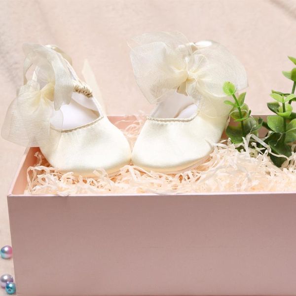 first walkers dollbling pure baby shoes silk ribbon bow cotton soft bottom beige satin elastic band comfortable girl forerunner
first walkers dollbling pure baby shoes silk ribbon bow cotton soft bottom beige satin elastic band comfortable girl forerunner