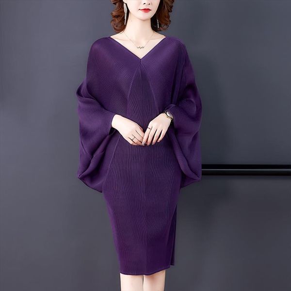 temperament bat sleeve bag women dress hip solid color miyak pleated elegant large size stitching loose party, Black;gray
temperament bat sleeve bag women dress hip solid color miyak pleated elegant large size stitching loose party, Black;gray