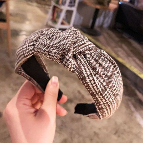 80 pieces wholesale fashion silk crisscross stretch ladies headband luxury for women flower scarf hair accessories gift hairpin woman girl h, Silver
80 pieces wholesale fashion silk crisscross stretch ladies headband luxury for women flower scarf hair accessories gift hairpin woman girl h, Silver